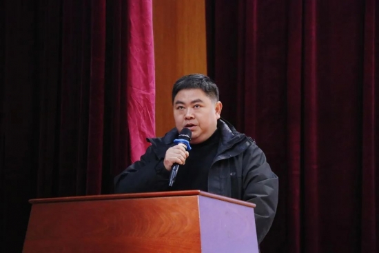 云图片
