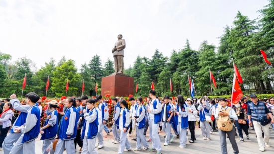 云图片