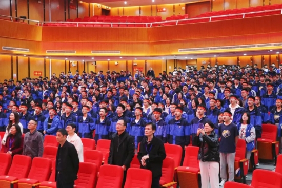 云图片