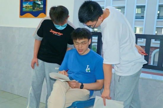 云图片