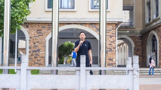 云图片