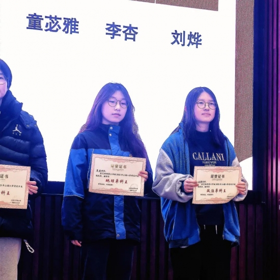 云图片