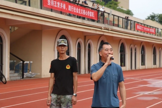 云图片
