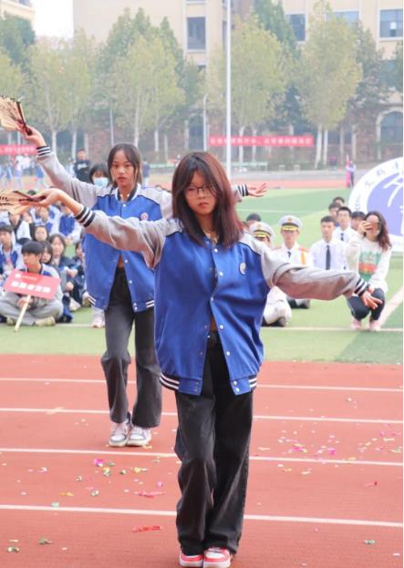 云图片