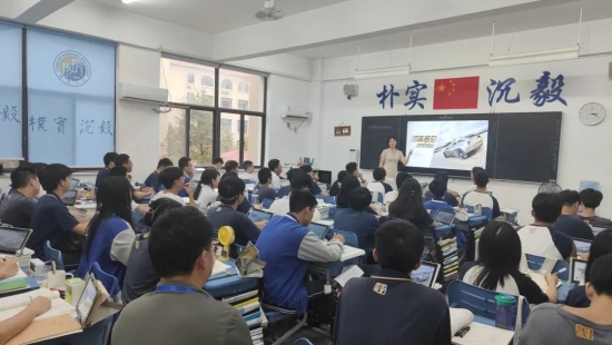 云图片