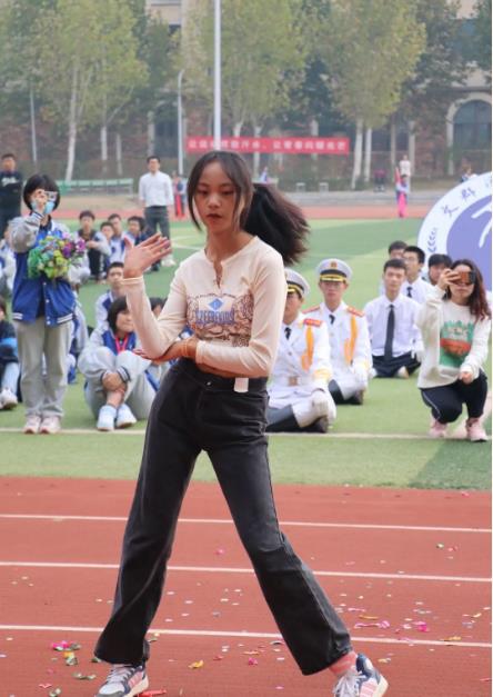 云图片