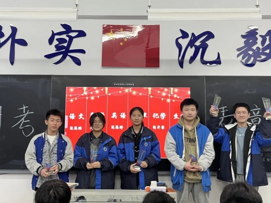 云图片
