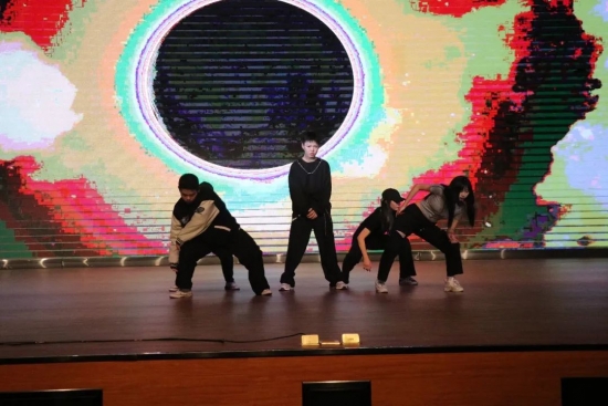 云图片