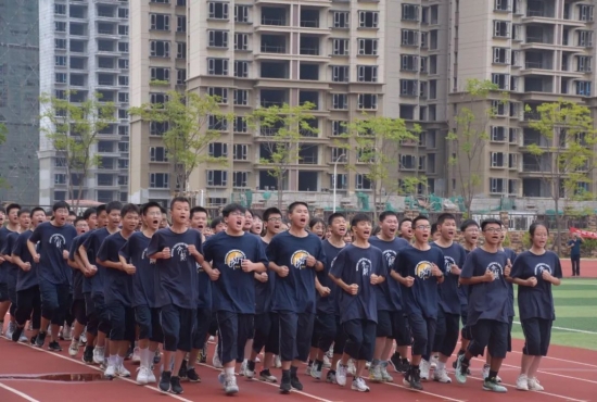 云图片