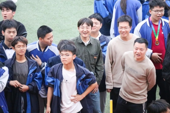 云图片