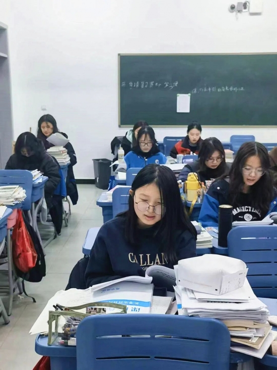 云图片