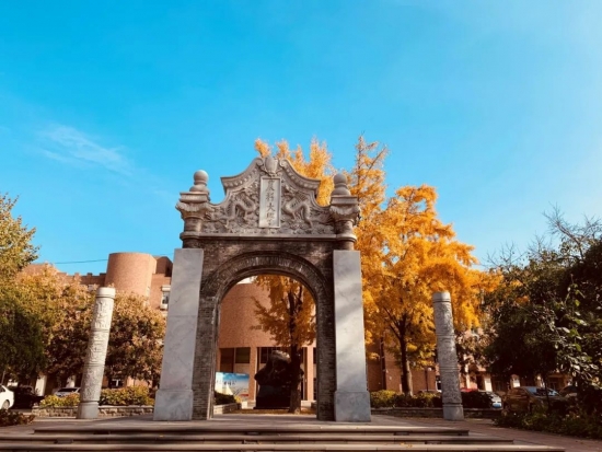 云图片