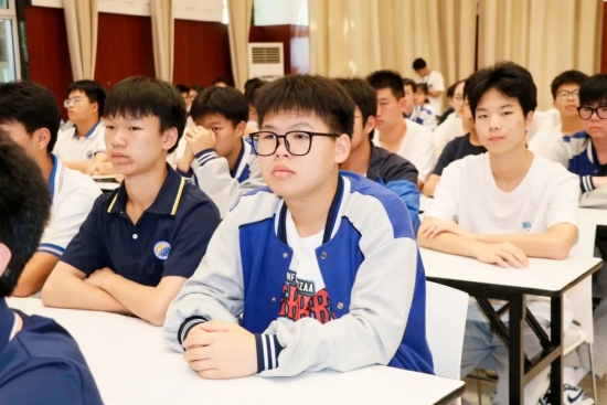 云图片