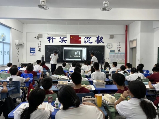 云图片