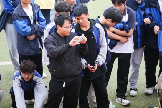 云图片