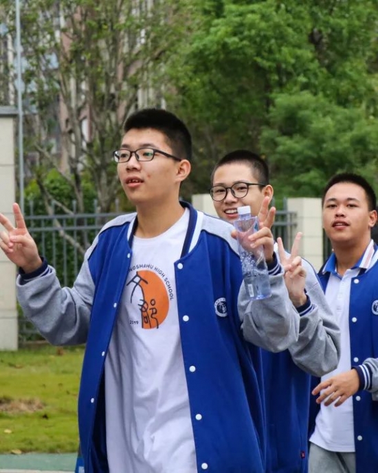 云图片